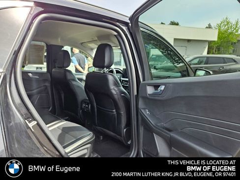 Used 2024 Ford Escape Platinum AWD/4WD image 14
