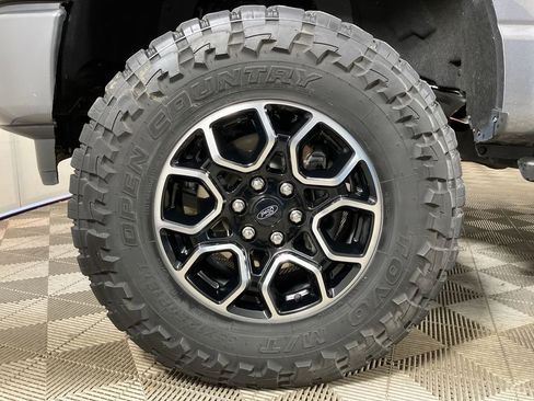 Used 2022 Ford F150 XLT w/ Equipment Group 302A High image 14