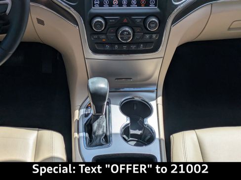 Used 2018 Jeep Grand Cherokee Limited image 17