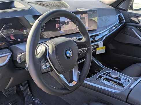 New 2026 BMW X5 xDrive50e w/ Climate Comfort Package image 3