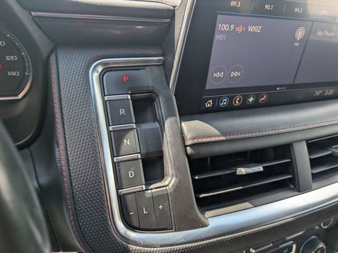 Used 2021 Chevrolet Tahoe RST AWD/4WD image 23