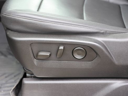 Certified 2024 Chevrolet Silverado 3500 LTZ w/ LTZ Premium Package image 23