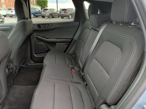 Certified 2023 Ford Escape Active w/ Tech Pack #1 AWD/4WD image 6