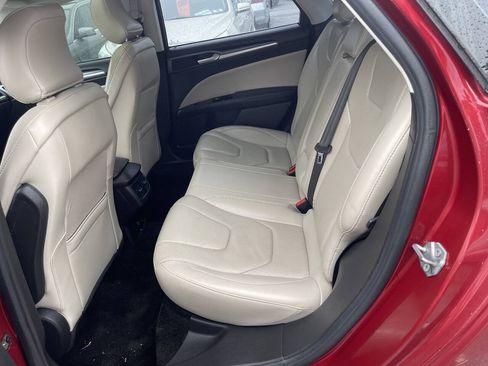 Used 2016 Ford Fusion Titanium AWD/4WD image 16