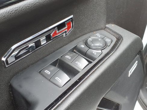 Used 2024 GMC Sierra 1500 AT4 w/ Technology Package image 13