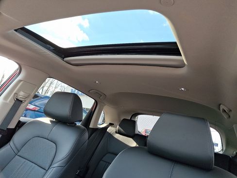 Used 2025 Honda HR-V EX-L image 12