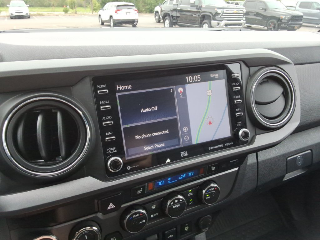 Used 2020 Toyota Tacoma TRD Off-Road w/ TRD Premium Off Road Package AWD/4WD image 29
