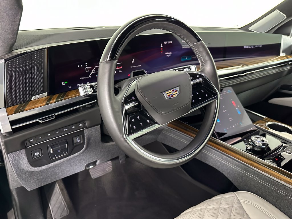 Used 2025 Cadillac Escalade Sport Platinum AWD/4WD image 11