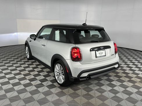 Used 2022 MINI Cooper 2-Door Hardtop FWD image 27