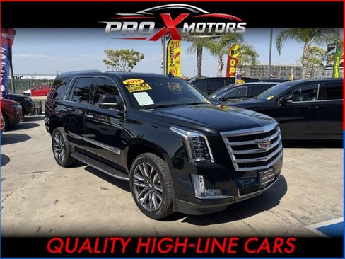 Used 2017 Cadillac Escalade Premium Luxury RWD image 1