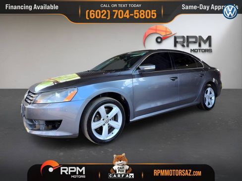 Used 2013 Volkswagen Passat 2.5 SE FWD image 3