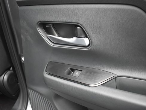 New 2026 Nissan Kicks SV w/ Illumination Package image 19