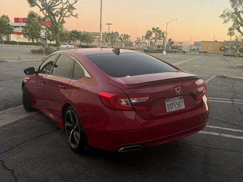 Used 2021 Honda Accord Sport image 6