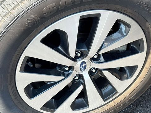 Used 2023 Subaru Outback Premium image 16