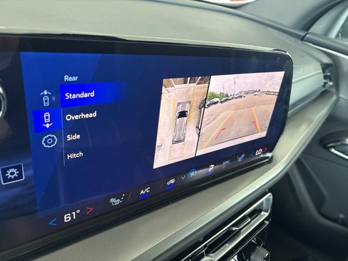 New 2026 Chevrolet Traverse LT w/ Driver Confidence Package FWD image 28