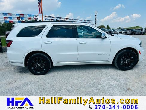 Used 2021 Dodge Durango Citadel w/ Premium Entertainment Group AWD/4WD image 6