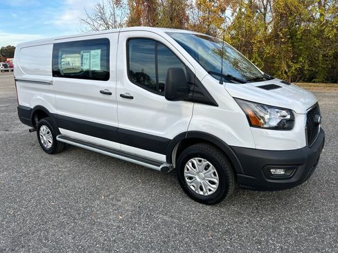 Used 2024 Ford Transit 250 Low Roof w/ Exterior Upgrade Package image 9