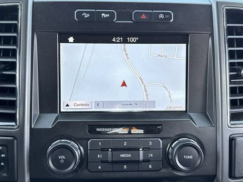 Used 2018 Ford F150 XLT w/ Equipment Group 302A Luxury AWD/4WD image 18