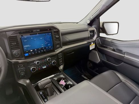 New 2025 Ford F150 Lariat w/ Equipment Group 502A High AWD/4WD image 26