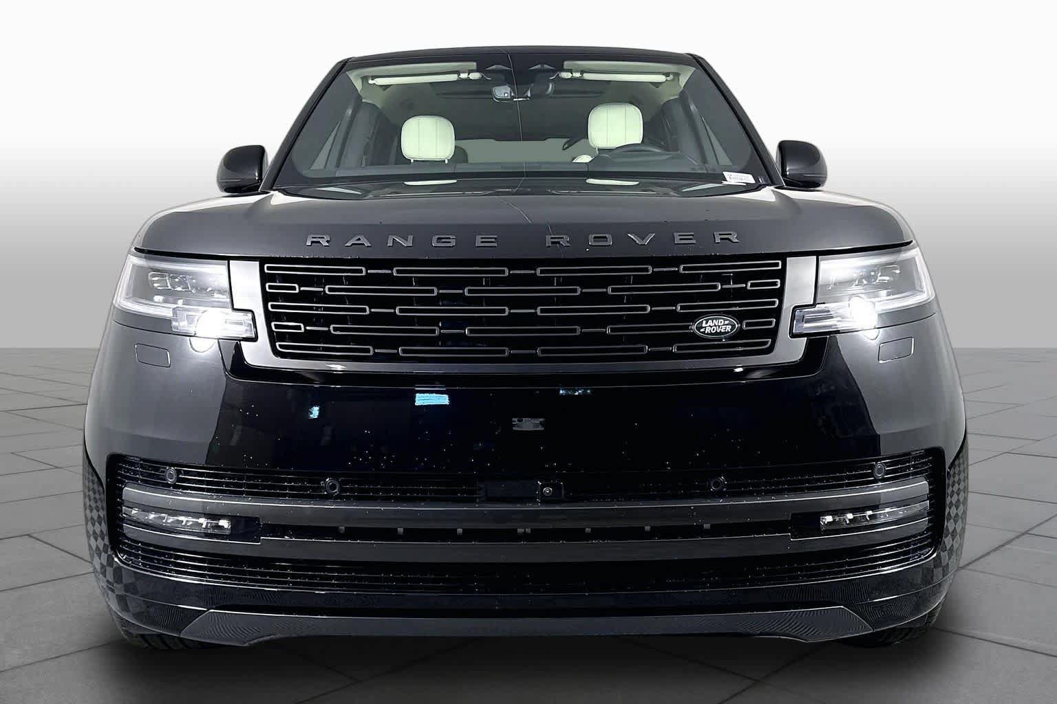 New 2027 Land Rover Range Rover SE AWD/4WD image 3