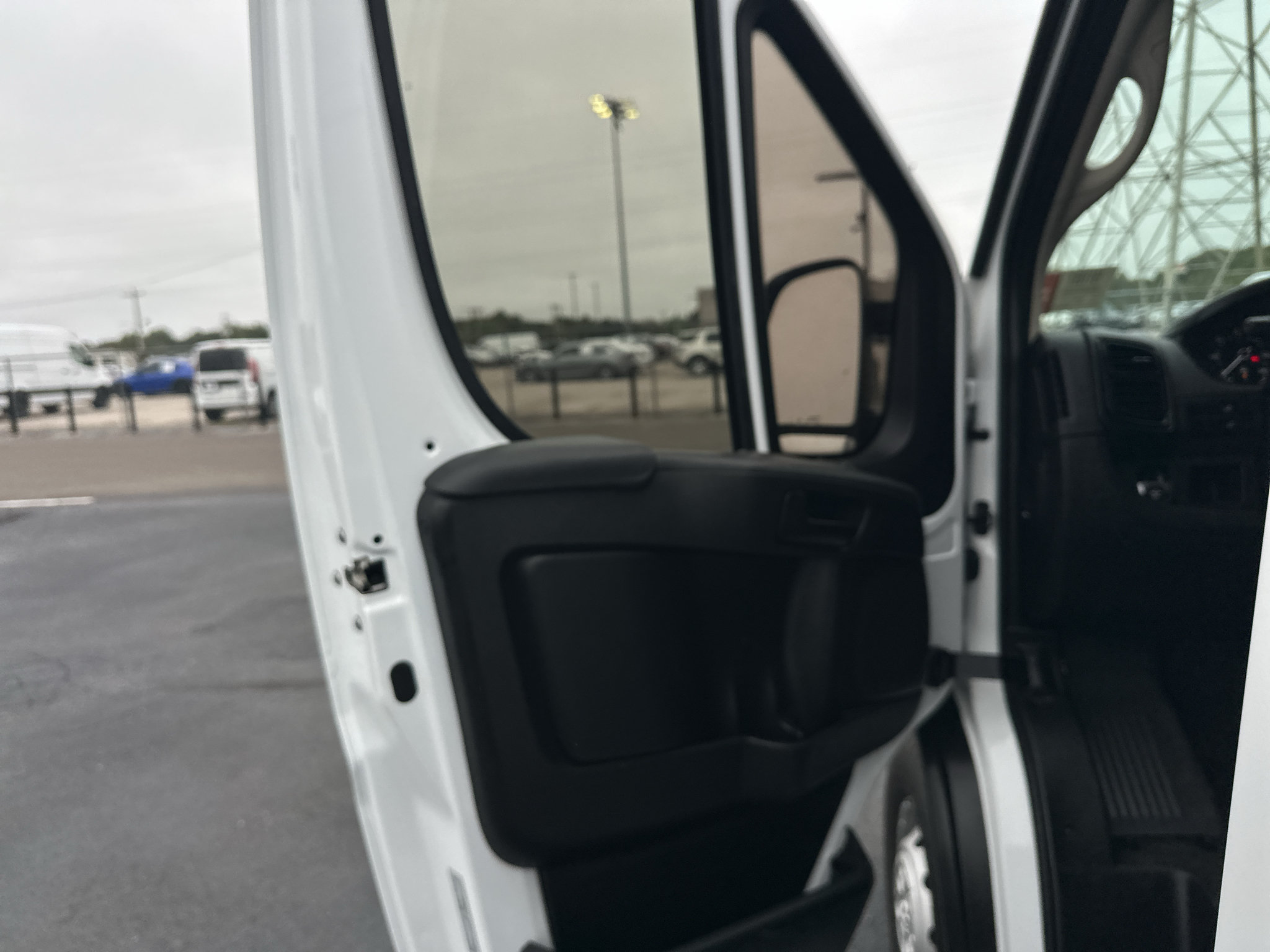 Used 2023 RAM ProMaster 3500 FWD image 15