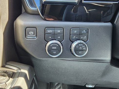 New 2026 GMC Sierra 1500 SLT w/ SLT Premium Plus Package image 19