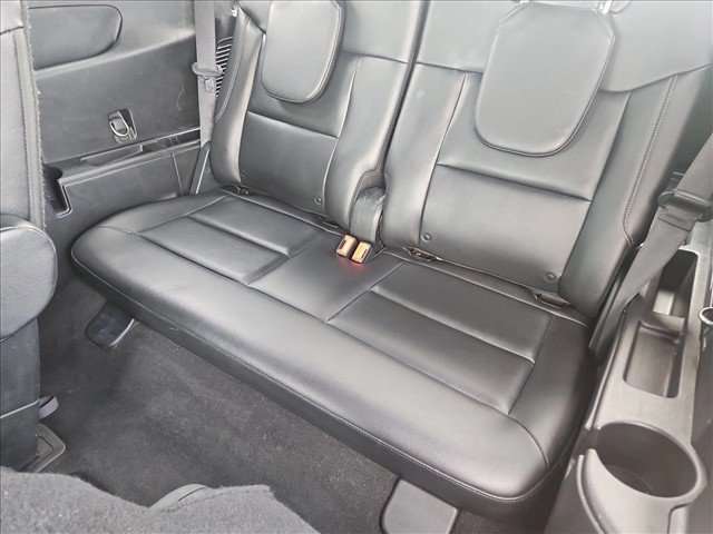 Used 2020 Ford Explorer Limited RWD image 19