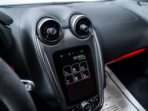 Used 2016 McLaren 570S Coupe image 16