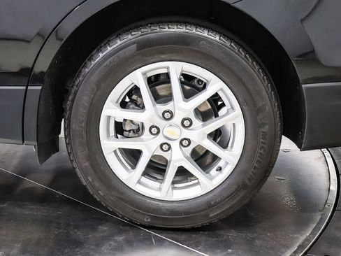 Used 2023 Chevrolet Equinox LT FWD image 10