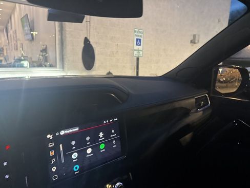 Used 2022 GMC Yukon Denali image 8