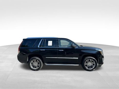 Used 2019 Cadillac Escalade 2WD image 6