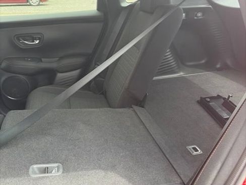 Used 2025 Honda HR-V Sport image 14