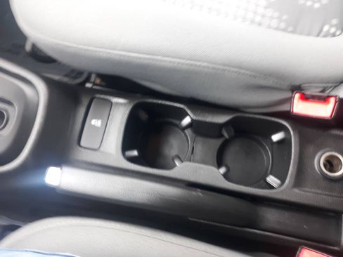 Used 2017 Chevrolet Sonic LT FWD image 21
