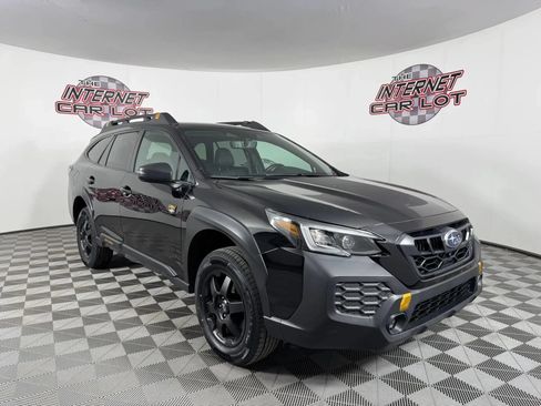Used 2025 Subaru Outback Wilderness AWD/4WD image 9