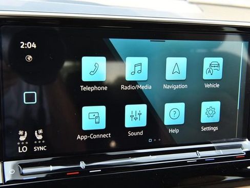 New 2026 Volkswagen Atlas Cross Sport SE AWD/4WD image 13