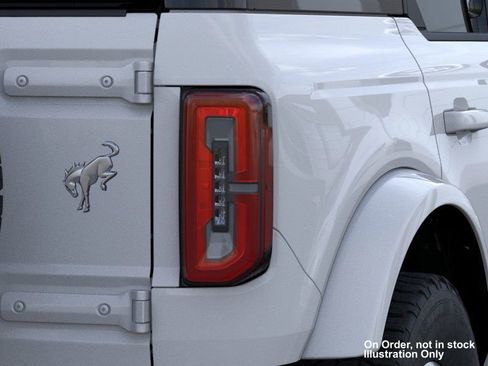 New 2026 Ford Bronco Outer Banks image 16