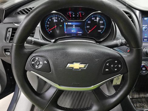 Used 2014 Chevrolet Impala LT image 10