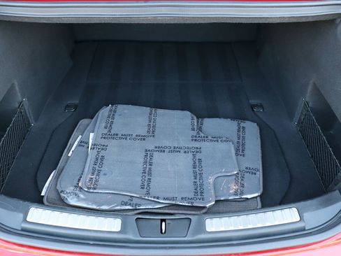 Used 2020 Lincoln Continental w/ Premium Package image 46