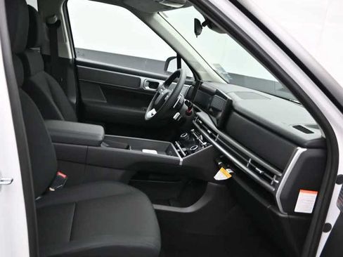 New 2026 Hyundai Santa Fe SE FWD image 11