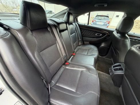 Used 2014 Ford Taurus Limited FWD image 16