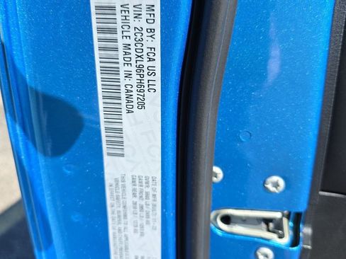 Used 2023 Dodge Charger SRT Hellcat w/ Harman/Kardon Audio Group image 21