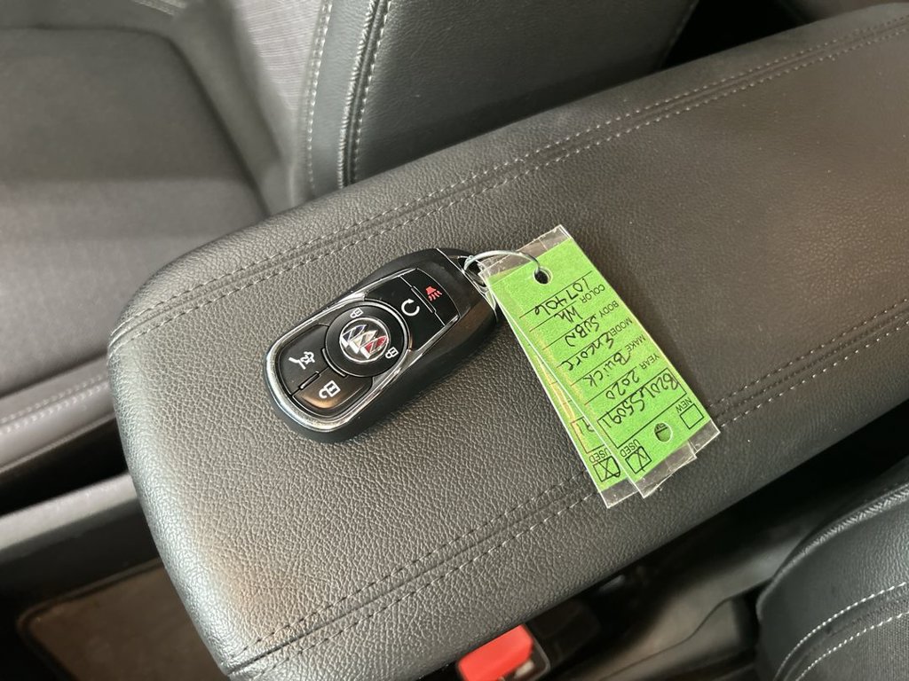 Used 2020 Buick Encore GX Select w/ Sport Touring Package AWD/4WD image 12