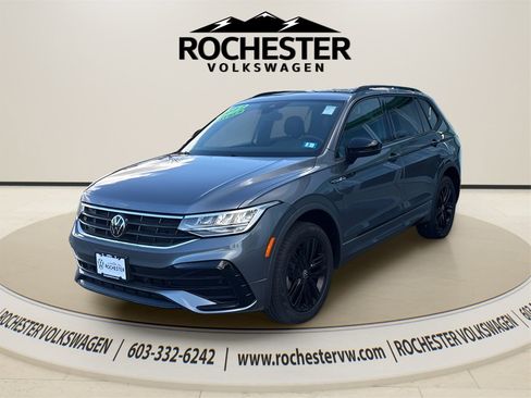 Used 2022 Volkswagen Tiguan SE R-Line image 2