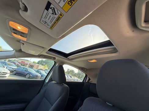 Used 2018 Honda HR-V EX image 48