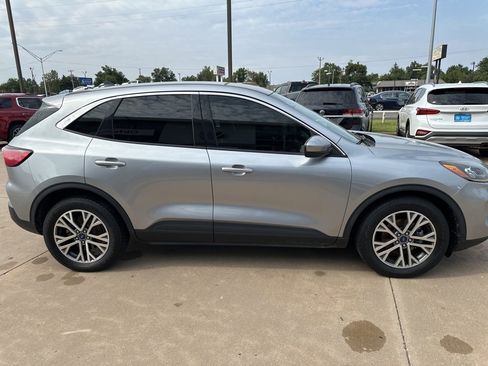 Used 2022 Ford Escape SEL image 6