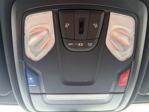 Used 2022 RAM 2500 Big Horn w/ Cold Weather Group image 32