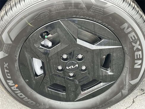 New 2026 Kia Carnival image 14