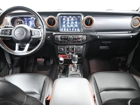 Used 2023 Jeep Gladiator Mojave w/ LED Lighting Group AWD/4WD image 16