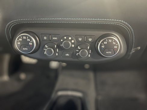 Used 2015 Ferrari 458 Italia Coupe image 38