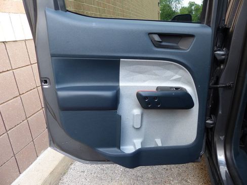 Used 2023 Ford Maverick XLT FWD image 31